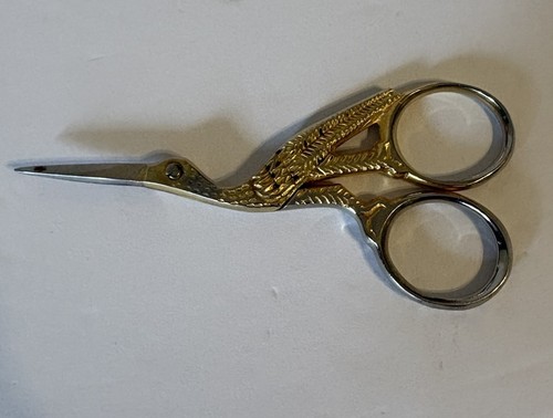 Vintage gold tone bird crane - gold,